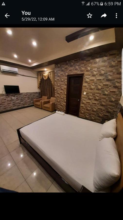Hotel New Madina Faisalábád Exteriér fotografie